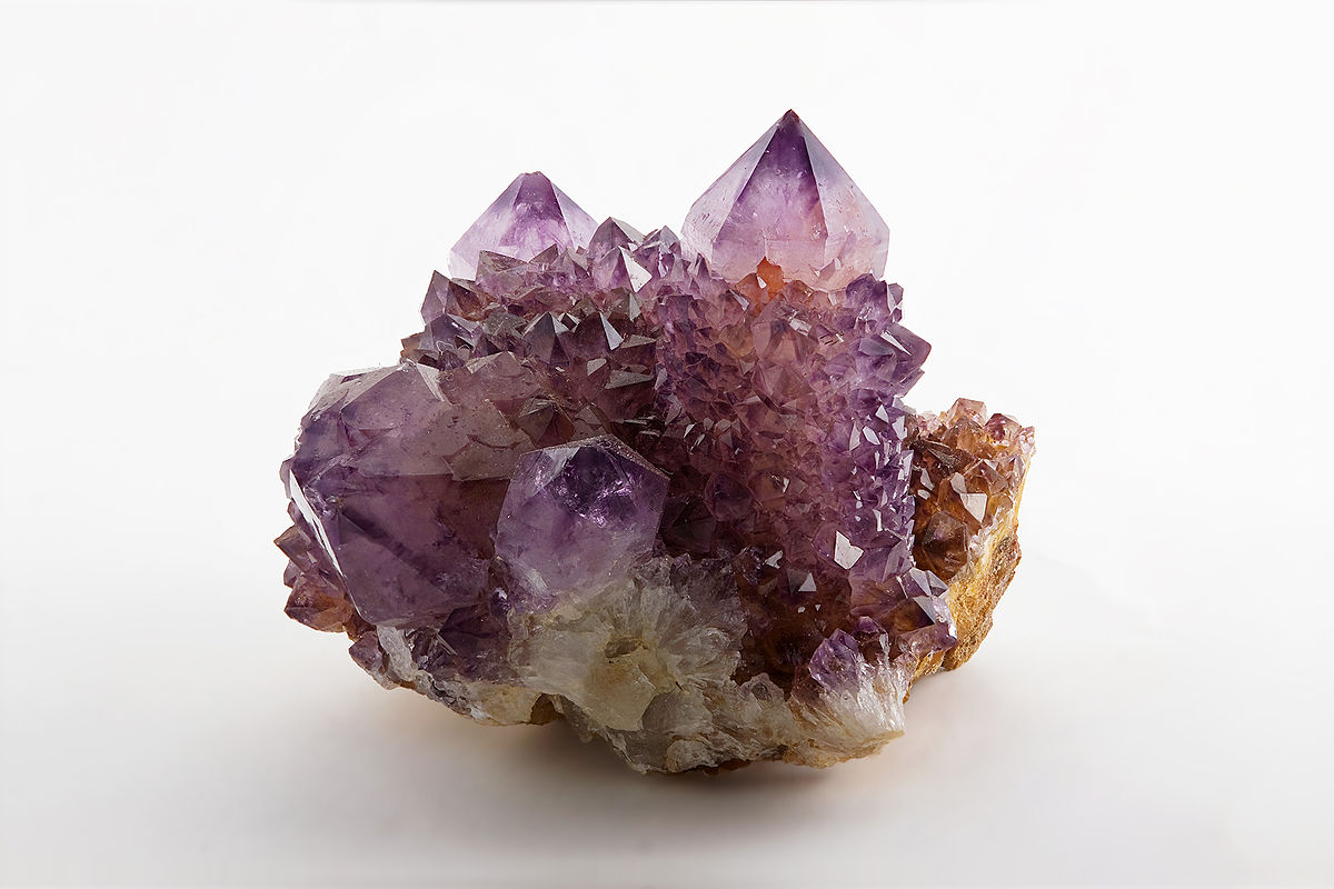 1200px-Amethyst._Magaliesburg,_South_Africa.jpg